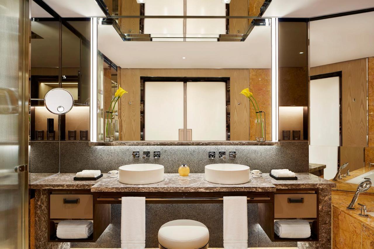 Four Seasons Hotel Hongkong Zewnętrze zdjęcie