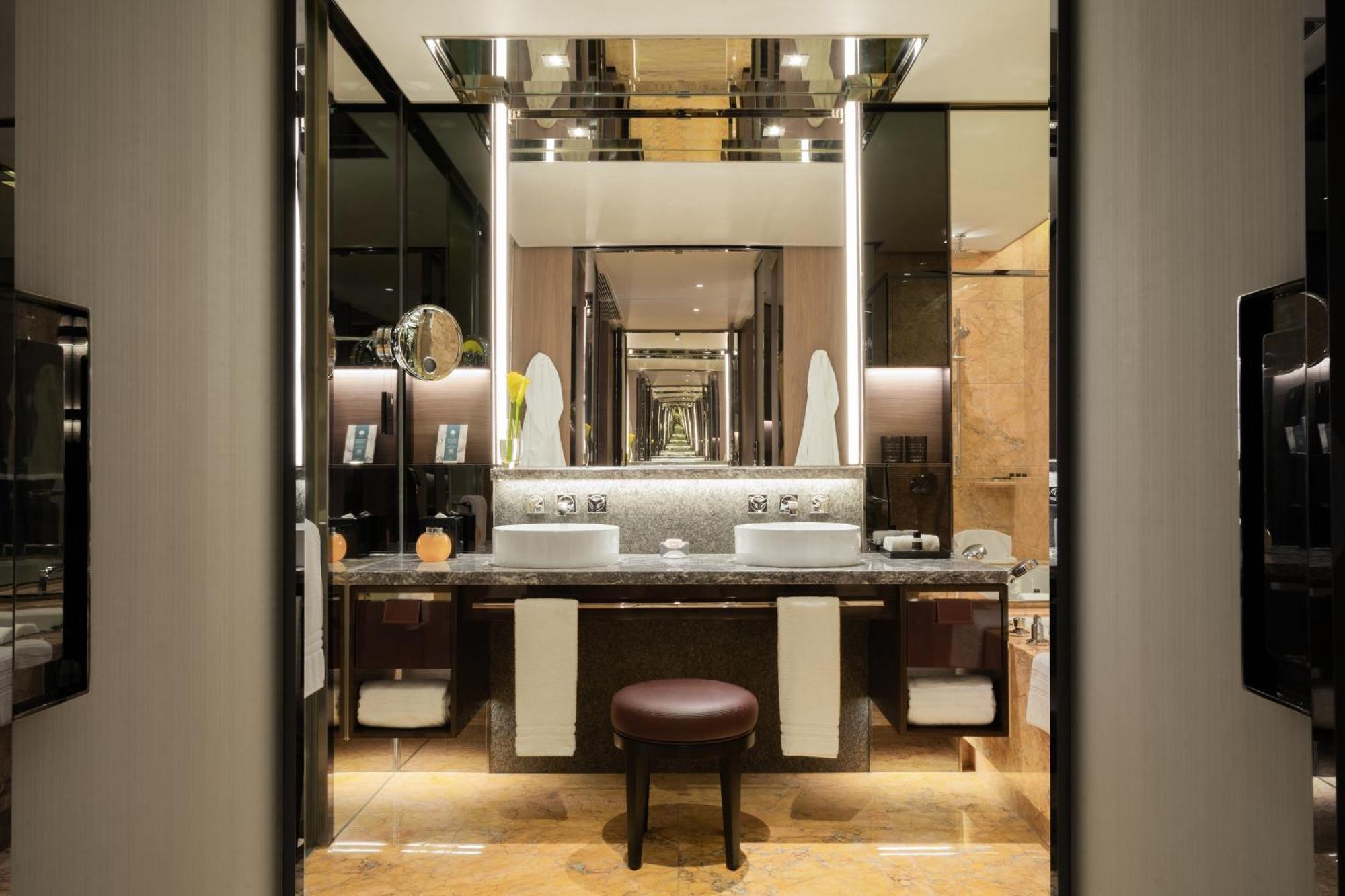 Four Seasons Hotel Hongkong Zewnętrze zdjęcie